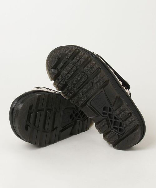 Dr. Martens(ドクターマーチン)の「Dr. Martens/ドクターマーチン ZEBZAG スライド サンダル 42851100(サンダル・メンズ・ホワイト×ブラック・UK8/UK7/UK6/UK5/UK4/UK3)」の12枚目の写真