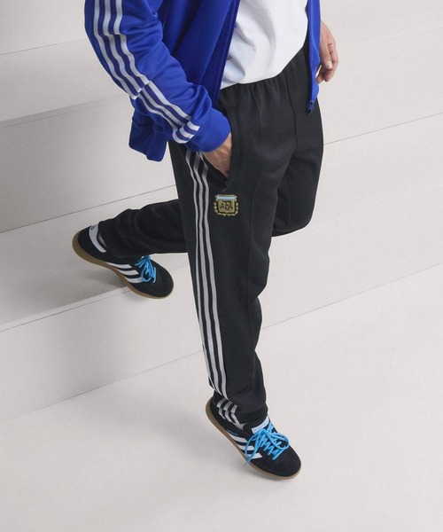 adidas(アディダス)の「アルゼンチン代表 オリジナルス トラックパンツ / アディダス adidas(スウェットパンツ・メンズ・ブラック・XX-LARGE/XXX-LARGE/LARGE/MEDIUM/SMALL/X-LARGE)」の2枚目の写真