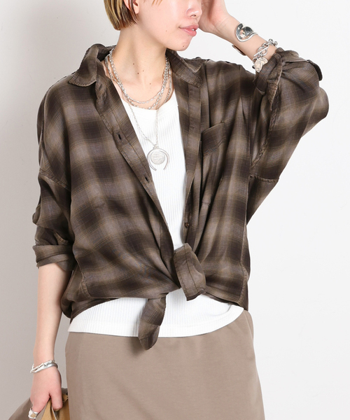 AP STUDIO（エーピーストゥディオ）の「オーバーダイオンブレチェックシャツ（シャツ/ブラウス・レディース・スミクロ/ブラウン・FREE）」の2枚目の写真