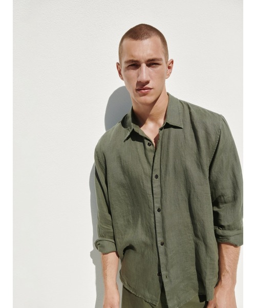 GAP（ギャップ）の「リネン100% リラックスフィットシャツ（シャツ/ブラウス・メンズ・イエロー/ピンク/グリーン・XL/M/S/L/XS）」の15枚目の写真