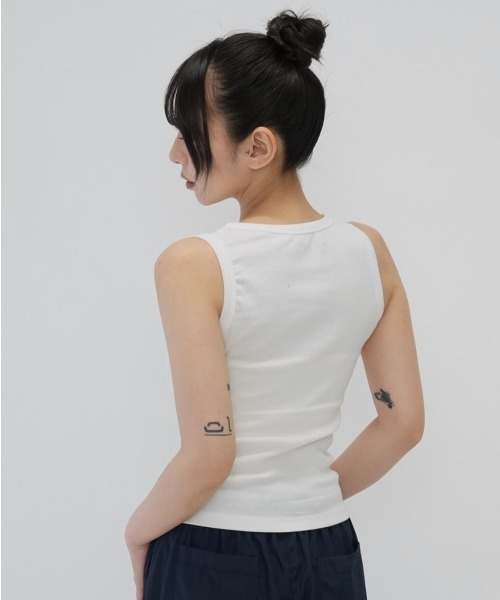 Enewd nina（エニュードニーナ）の「color rib tank top（タンクトップ・レディース・レッド/ブルー/アイボリー・FREE）」の7枚目の写真