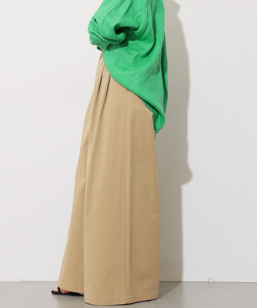 JOURNAL STANDARD relume(ジャーナルスタンダード レリューム)の「コットンナイロンタックワイドロングパンツ(チノパンツ・レディース・カーキ/ブラック/ベージュ・38/36)」の15枚目の写真