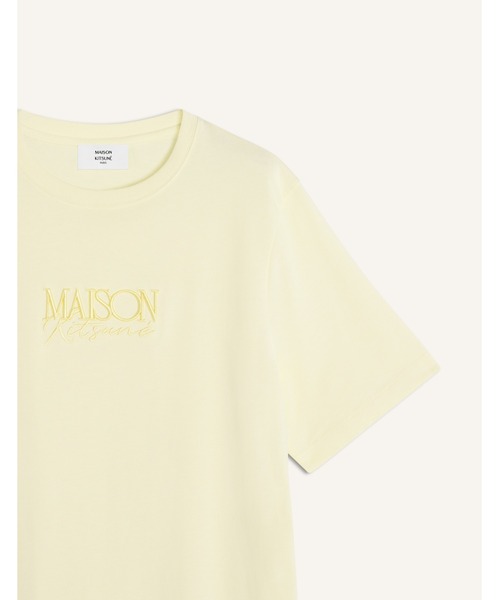 Maison Kitsune(メゾンキツネ)の「ALBUM LOGO COMFORT TEE-SHIRT(Tシャツ/カットソー・レディース・ライトイエロー・M/S/XS)」の3枚目の写真