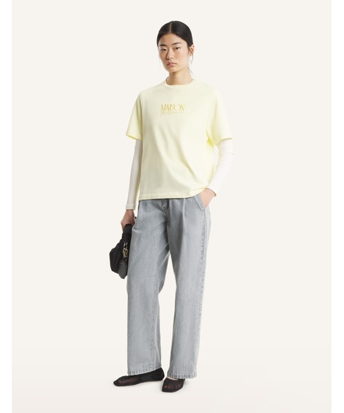 Maison Kitsune(メゾンキツネ)の「ALBUM LOGO COMFORT TEE-SHIRT(Tシャツ/カットソー・レディース・ライトイエロー・M/S/XS)」の4枚目の写真