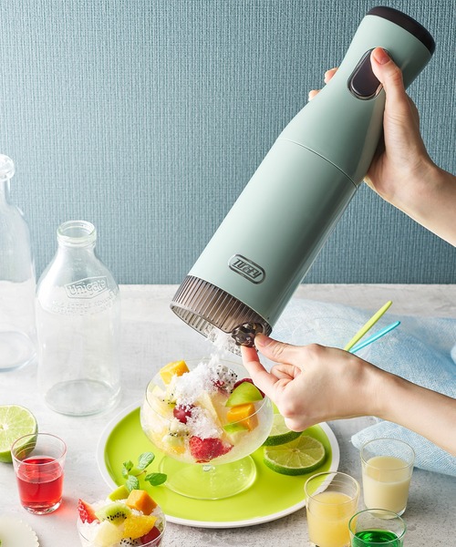 Toffy(トフィー)の「【Toffy/トフィー】 コードレスふわふわかき氷器(キッチン家電・レディース・ホワイト系/アクア・FREE)」の1枚目の写真