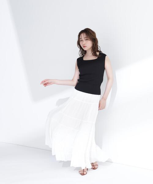 NATURAL BEAUTY BASIC（ナチュラルビューティーベーシック）の「スクエアネックリブニット（タンクトップ・レディース・オフホワイト/ライトグリーン/ベージュ/ブラック・ﾌﾘ-）」の9枚目の写真