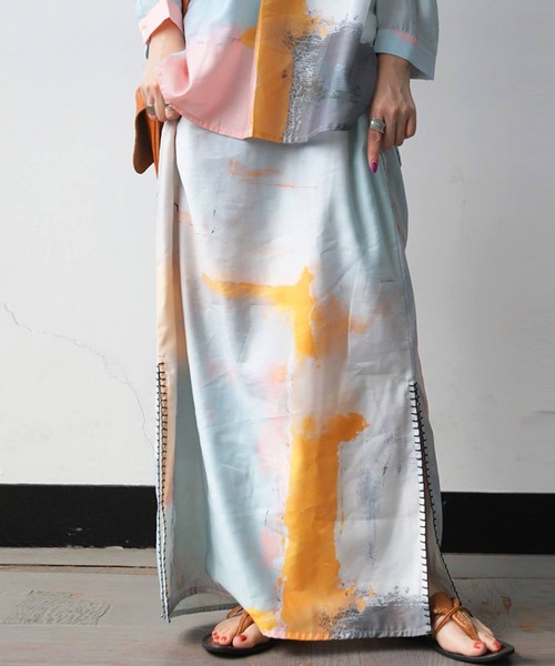 antiqua（アンティカ）の「サイドステッチ ロング スカート（スカート・レディース・グレー・ONESIZE）」の3枚目の写真
