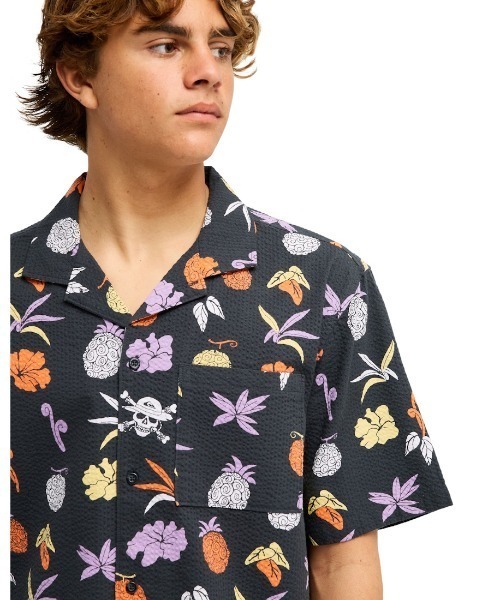 Quiksilver(クイックシルバー)の「クイックシルバー QUIKSILVER OPQS GOMU NO MI SHIRT(シャツ/ブラウス・メンズ・ダークグレー・S/M/L/LL)」の4枚目の写真