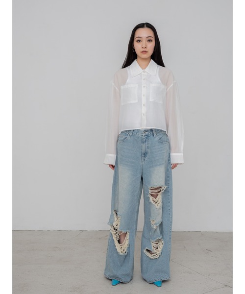 YOOU(ユー)の「ストライプシアーシャツ/透け感素材 × ショート・ロング丈展開(シャツ/ブラウス・レディース・ホワイト/ネイビー/ブラウン・MEDIUM/SMALL)」の9枚目の写真