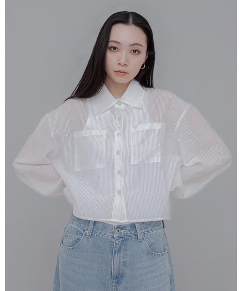 YOOU(ユー)の「ストライプシアーシャツ/透け感素材 × ショート・ロング丈展開(シャツ/ブラウス・レディース・ホワイト/ネイビー/ブラウン・MEDIUM/SMALL)」の13枚目の写真