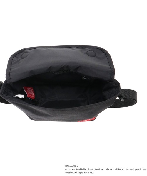 Manhattan Portage(マンハッタンポーテージ)の「Manhattan Portage/マンハッタンポーテージ ショルダーバッグ "トイストーリー" Nylon Messenger Bag(XS)FZP MGNT MR & MRS POTATO HEAD MP1603FZPTOYPTO(ショルダーバッグ・メンズ・ブラック・FREE)」の8枚目の写真