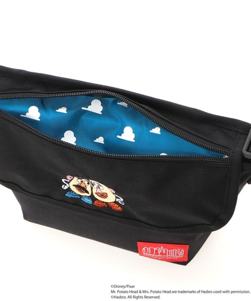 Manhattan Portage(マンハッタンポーテージ)の「Manhattan Portage/マンハッタンポーテージ ショルダーバッグ "トイストーリー" Nylon Messenger Bag(XS)FZP MGNT MR & MRS POTATO HEAD MP1603FZPTOYPTO(ショルダーバッグ・メンズ・ブラック・FREE)」の7枚目の写真