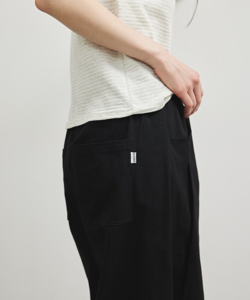 ELTONE（エルトーン）の「コットンツイルイージーパンツ（その他パンツ・レディース・ブラック/ネイビー/ベージュ・MEDIUM/SMALL）」の11枚目の写真