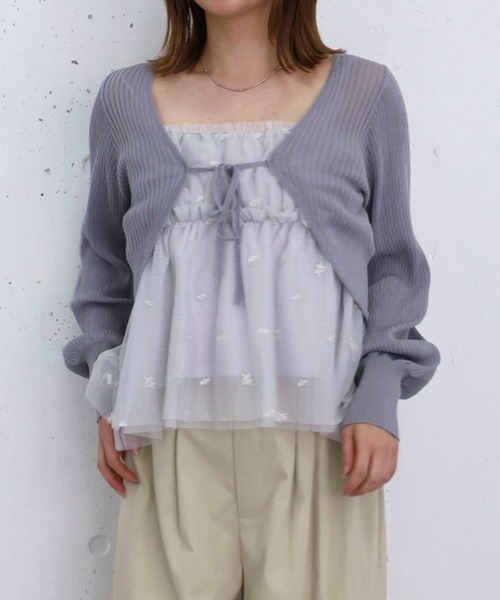 archives(アルシーヴ)の「シアーニットボレロ+花柄チュールペプラムキャミSET(Tシャツ/カットソー・レディース・ブラック/オフホワイト/グレー・MEDIUM)」の15枚目の写真