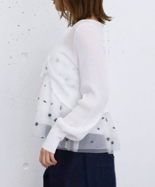 archives(アルシーヴ)の「シアーニットボレロ+花柄チュールペプラムキャミSET(Tシャツ/カットソー・レディース・ブラック/オフホワイト/グレー・MEDIUM)」の8枚目の写真
