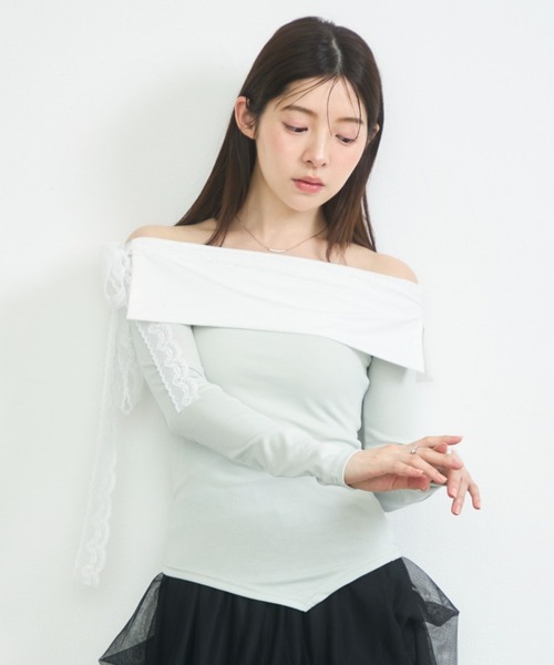 krahe(クレーエ)の「レイヤード風オフショルデザイントップス(Tシャツ/カットソー・レディース・ベージュ/グリーン/ブラック・FREE)」の13枚目の写真