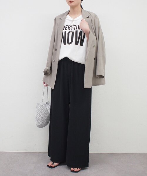LOUNGEDRESS（ラウンジドレス）の「イージーワイドタックパンツ（その他パンツ・レディース・ブラック/アイボリー/ベージュ・LARGE/MEDIUM/SMALL）」の13枚目の写真