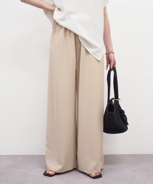 LOUNGEDRESS（ラウンジドレス）の「イージーワイドタックパンツ（その他パンツ・レディース・ブラック/アイボリー/ベージュ・LARGE/MEDIUM/SMALL）」の8枚目の写真