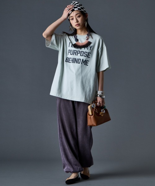 GEVS.(ジェイヴィス)の「綿100%ピグメント染プリントTシャツ<大きいサイズ有>GEVS.(Tシャツ/カットソー・レディース・チャコール/オフホワイト/グリーン系・M/L/LL/3L/4L/5L)」の8枚目の写真