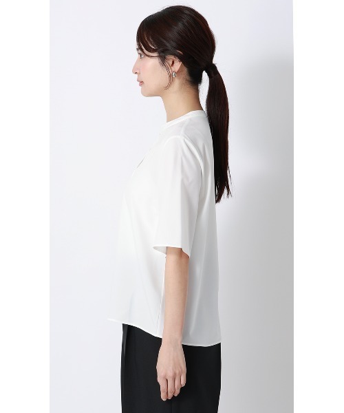 AOYAMA(アオヤマ)の「【みんなのブラウス】ゼロプレッシャーブラウス【キーネック】【半袖】【WEB限定】(シャツ/ブラウス・レディース・ホワイト/ネイビー・LL/L/M/S)」の5枚目の写真