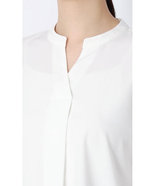 AOYAMA(アオヤマ)の「【みんなのブラウス】ゼロプレッシャーブラウス【キーネック】【半袖】【WEB限定】(シャツ/ブラウス・レディース・ホワイト/ネイビー・LL/L/M/S)」の10枚目の写真