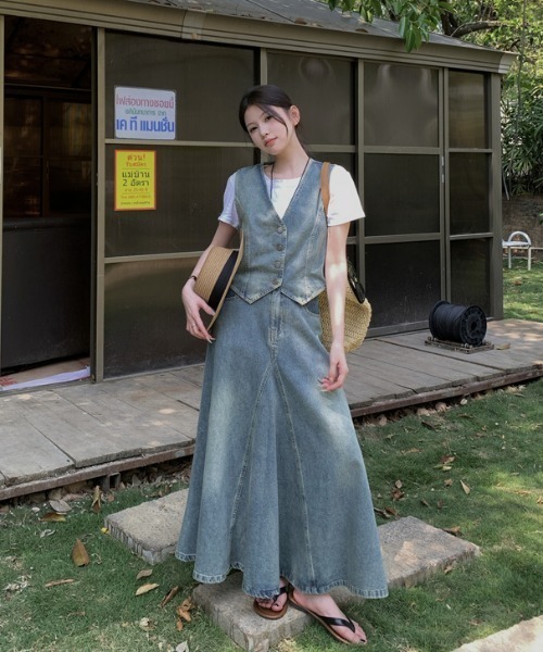 FAVORITO(ファヴォリート)の「デニムベストマーメイド スカートセットアップ(セットアップ・レディース・ブルー・XL/L/M/S)」の7枚目の写真