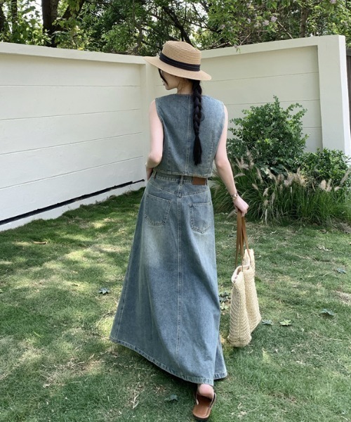FAVORITO(ファヴォリート)の「デニムベストマーメイド スカートセットアップ(セットアップ・レディース・ブルー・XL/L/M/S)」の11枚目の写真