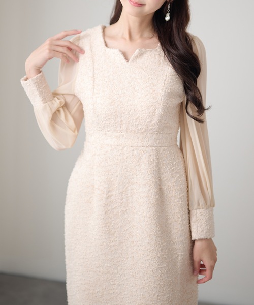 Lace Ladies(レースレディース)の「シアースリーブ キーネック 異素材 ドッキング 長袖 ミディワンピース(ドレス・レディース・ブラック/ピンク/アイボリー・FREE/S)」の2枚目の写真