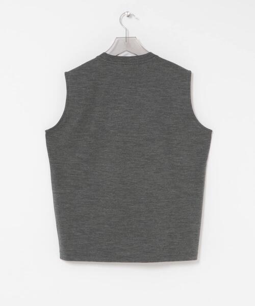 URBAN RESEARCH(アーバンリサーチ)の「『洗濯可』new basic WASHABLE MERINO WOOL NO-SLEEVE(Tシャツ/カットソー・メンズ・ネイビー/チャコールグレー/ブラック・MEDIUM/X-LARGE/LARGE)」の9枚目の写真
