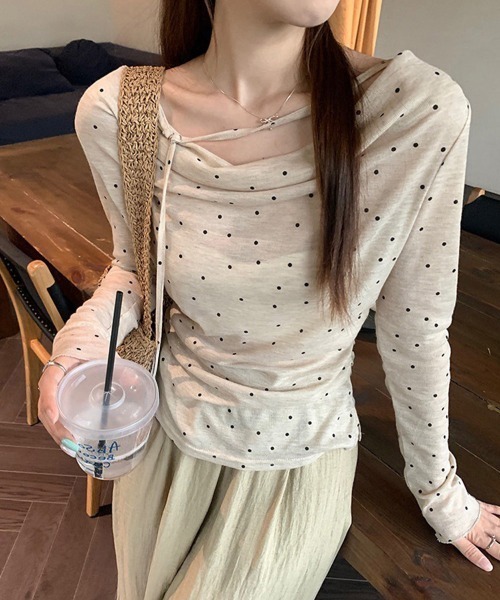 Miniministore(ミニミニストア)の「ドット柄シアーカットソーオフショルロンT(Tシャツ/カットソー・レディース・ベージュ/グレー・FREE)」の3枚目の写真