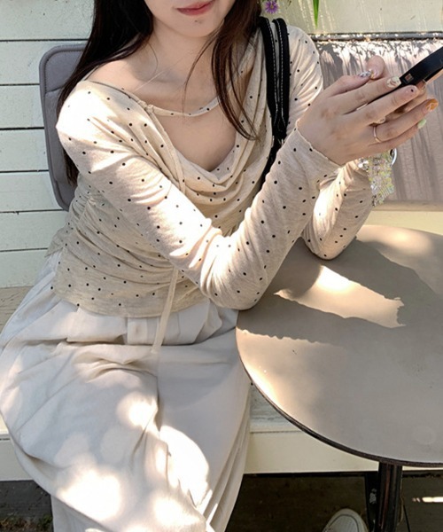 Miniministore(ミニミニストア)の「ドット柄シアーカットソーオフショルロンT(Tシャツ/カットソー・レディース・ベージュ/グレー・FREE)」の6枚目の写真