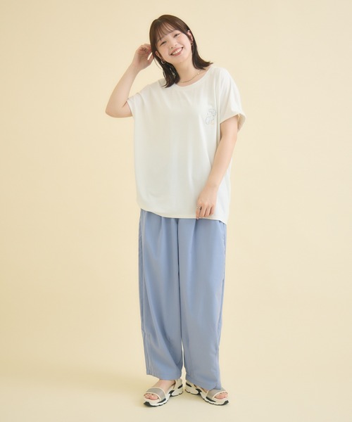 meeny miny（ミーニーマイニー）の「【おひさま牧場】  ｢バク｣ワンポイント刺繍Tシャツ（Tシャツ/カットソー・レディース・ブラック/ホワイト・M-L/S-M）」の4枚目の写真