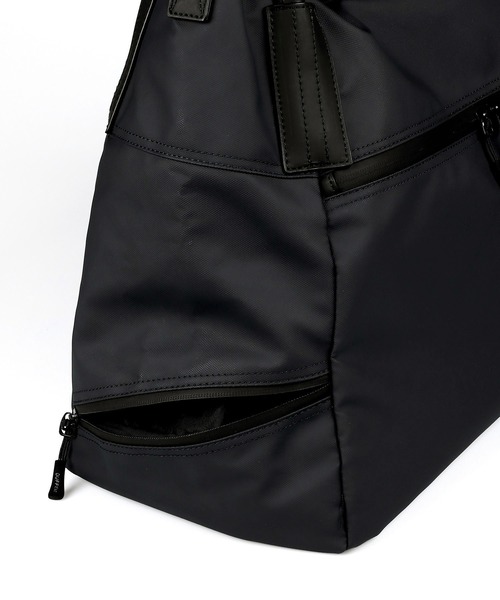The DUFFER of ST.GEORGE（ザダファーオブセントジョージ）の「〔BLACK LABEL〕2WAY GYM BAG：2ウェイ ジムバッグ（ショルダーバッグ・メンズ・ブラック・F）」の8枚目の写真