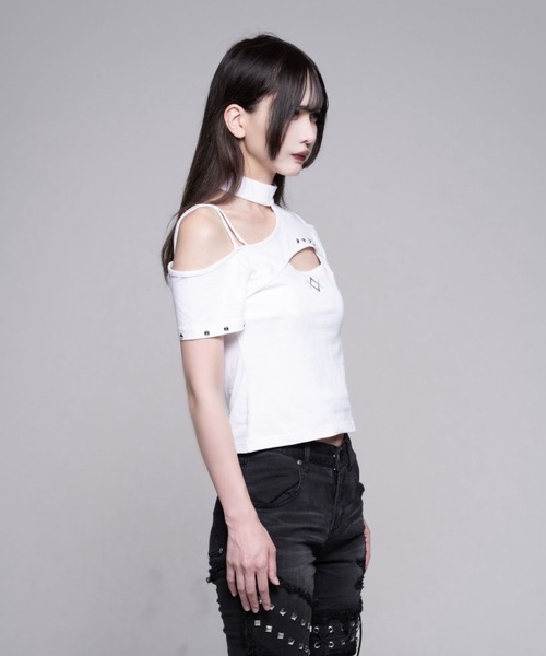 REFLEM(レフレム)の「『REFLEM/レフレム』カットデザインワンショルトップス(Tシャツ/カットソー・レディース・ブラック/ホワイト・M/L)」の9枚目の写真