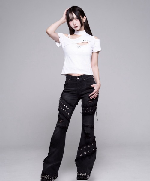 REFLEM(レフレム)の「『REFLEM/レフレム』カットデザインワンショルトップス(Tシャツ/カットソー・レディース・ブラック/ホワイト・M/L)」の12枚目の写真
