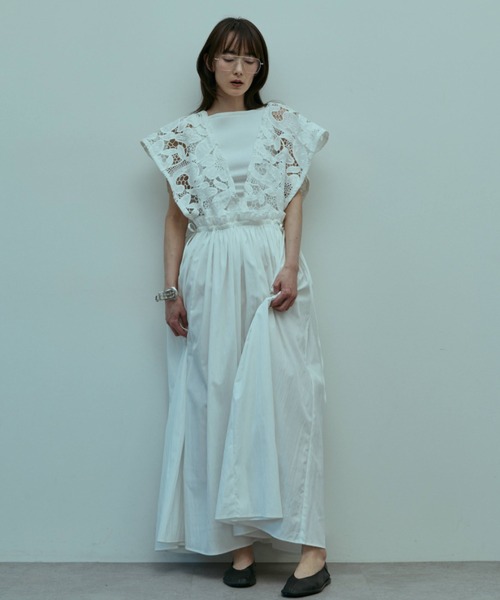 flaeu(フラユ)の「Lace Gather Dress(ワンピース・レディース・ホワイト/ブラック・FREE)」の8枚目の写真