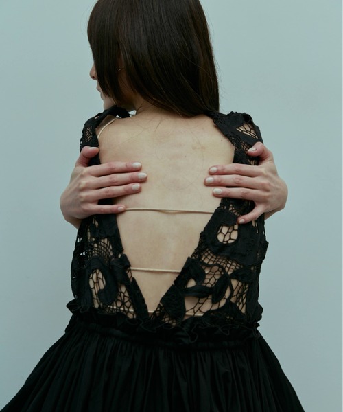 flaeu(フラユ)の「Lace Gather Dress(ワンピース・レディース・ホワイト/ブラック・FREE)」の16枚目の写真