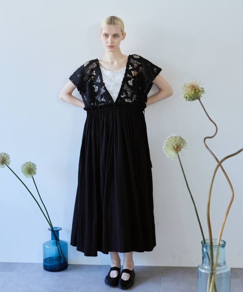 flaeu(フラユ)の「Lace Gather Dress(ワンピース・レディース・ホワイト/ブラック・FREE)」の17枚目の写真