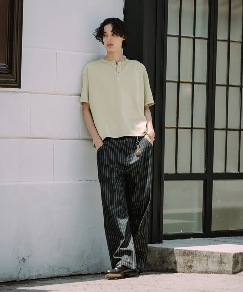 Bleme(ブレム)の「ヴィンテージデザイン ヘンリーネック Tシャツ(Tシャツ/カットソー・メンズ・グリーン/ブラック/ベージュ・M/L/XL/S)」の6枚目の写真