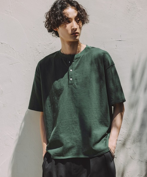 Bleme(ブレム)の「ヴィンテージデザイン ヘンリーネック Tシャツ(Tシャツ/カットソー・メンズ・グリーン/ブラック/ベージュ・M/L/XL/S)」の7枚目の写真