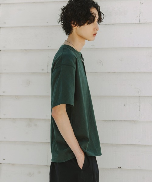 Bleme(ブレム)の「ヴィンテージデザイン ヘンリーネック Tシャツ(Tシャツ/カットソー・メンズ・グリーン/ブラック/ベージュ・M/L/XL/S)」の11枚目の写真