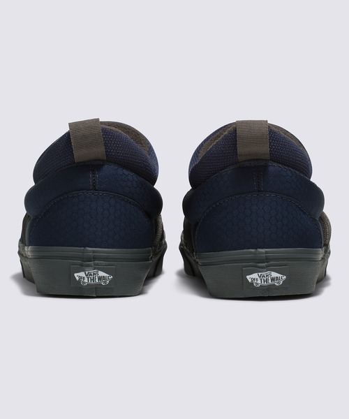 VANS(バンズ)の「スリッポン ミッド / Slip-On Mid COZY MESH PARISIAN VN0009QUJDU1(スリッポン・メンズ・ネイビー・4.5/4)」の4枚目の写真