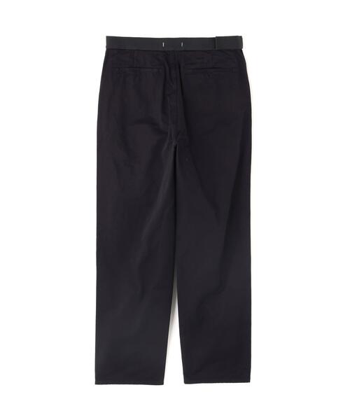 Y（ワイ）の「Y / ORGANIC COTTON CHINO BELTED TROUSERS（その他パンツ・メンズ・ホワイト/ネイビー・MEDIUM/LARGE/SMALL）」の9枚目の写真
