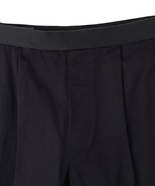 Y（ワイ）の「Y / ORGANIC COTTON CHINO BELTED TROUSERS（その他パンツ・メンズ・ホワイト/ネイビー・MEDIUM/LARGE/SMALL）」の10枚目の写真