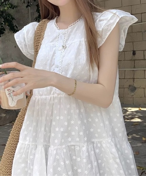 almo（アルモ）の「【TUNE】フラワー柄ハーフワンピース（ワンピース・レディース・ホワイト・FREE）」の9枚目の写真