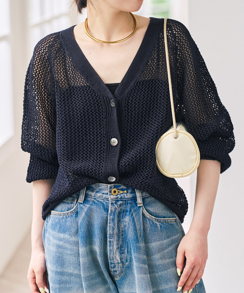 Spick & Span(スピックアンドスパン)の「メッシュVネックカーディガン(カーディガン/ボレロ・レディース・ホワイト/ネイビー/ブラウン・FREE)」の22枚目の写真