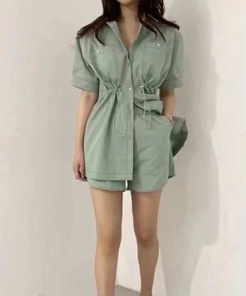 FACTOTUM（ファクトタム）の「ドローストリングシャツ+ショートパンツセットアップ（セットアップ・レディース・グリーン/ブラック・FREE）」の4枚目の写真