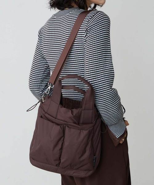 BONLECILL Marche(ボンルシールマルシェ)の「【BONLECILL Marche】2wayBIGポケットパフィーバッグ(ハンドバッグ・レディース・ブラック/ブラウン/アイボリー・FREE)」の17枚目の写真