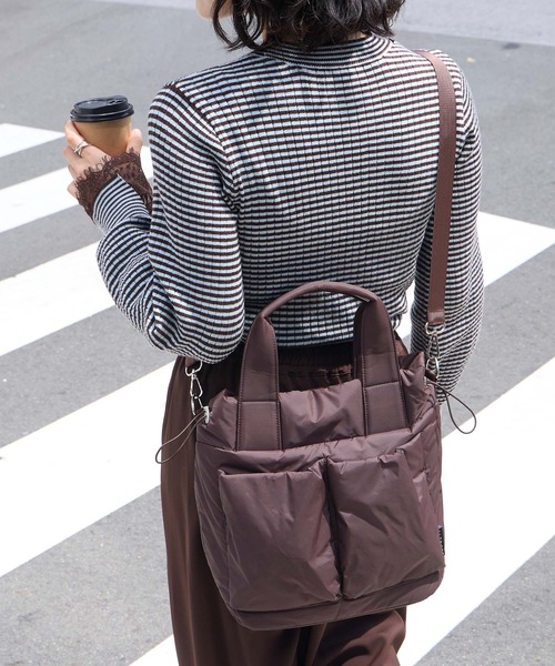 BONLECILL Marche(ボンルシールマルシェ)の「【BONLECILL Marche】2wayBIGポケットパフィーバッグ(ハンドバッグ・レディース・ブラック/ブラウン/アイボリー・FREE)」の18枚目の写真