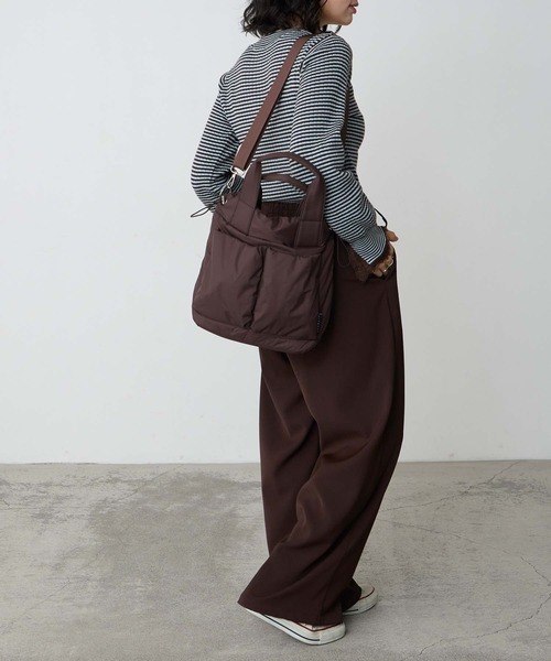 BONLECILL Marche(ボンルシールマルシェ)の「【BONLECILL Marche】2wayBIGポケットパフィーバッグ(ハンドバッグ・レディース・ブラック/ブラウン/アイボリー・FREE)」の21枚目の写真
